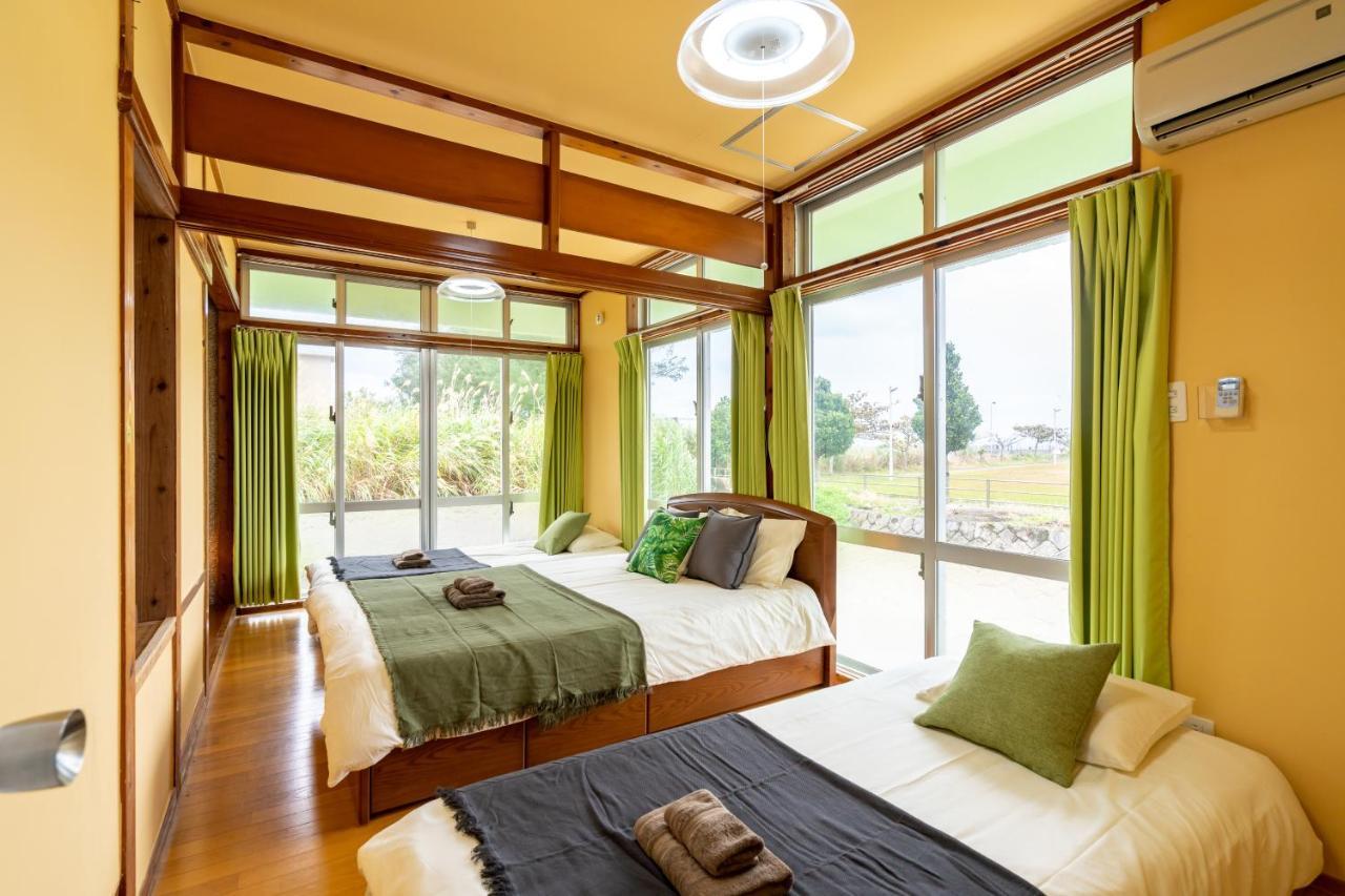 Deluxe Room 130平米 Urumahotel Buitenkant foto