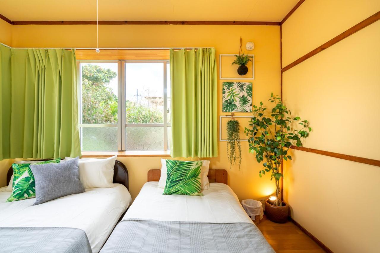 Deluxe Room 130平米 Urumahotel Buitenkant foto
