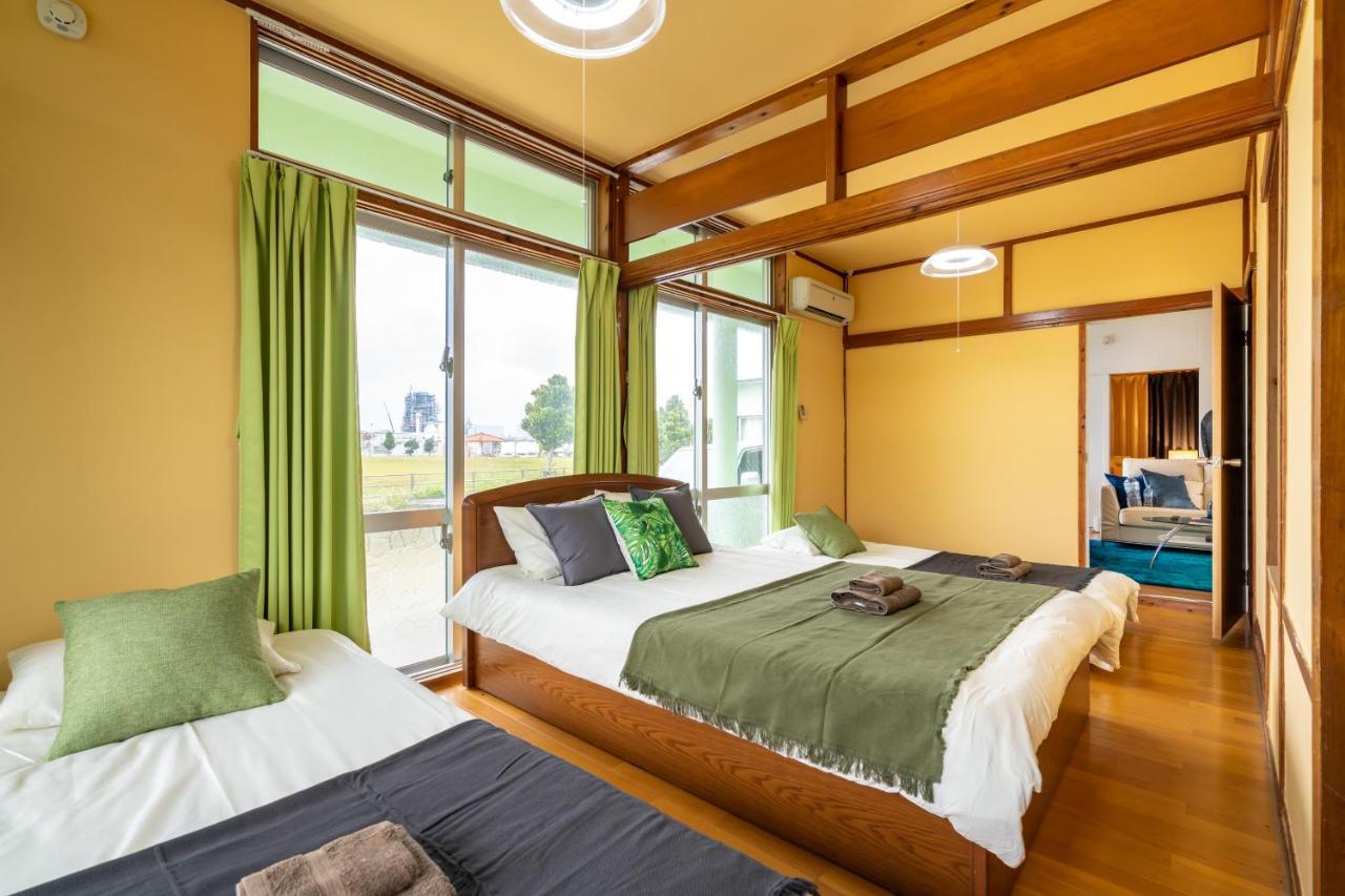 Deluxe Room 130平米 Urumahotel Buitenkant foto